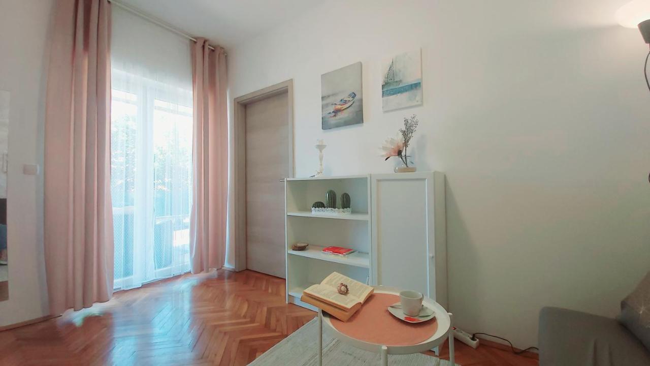 Apartments Lidija Umag Bagian luar foto