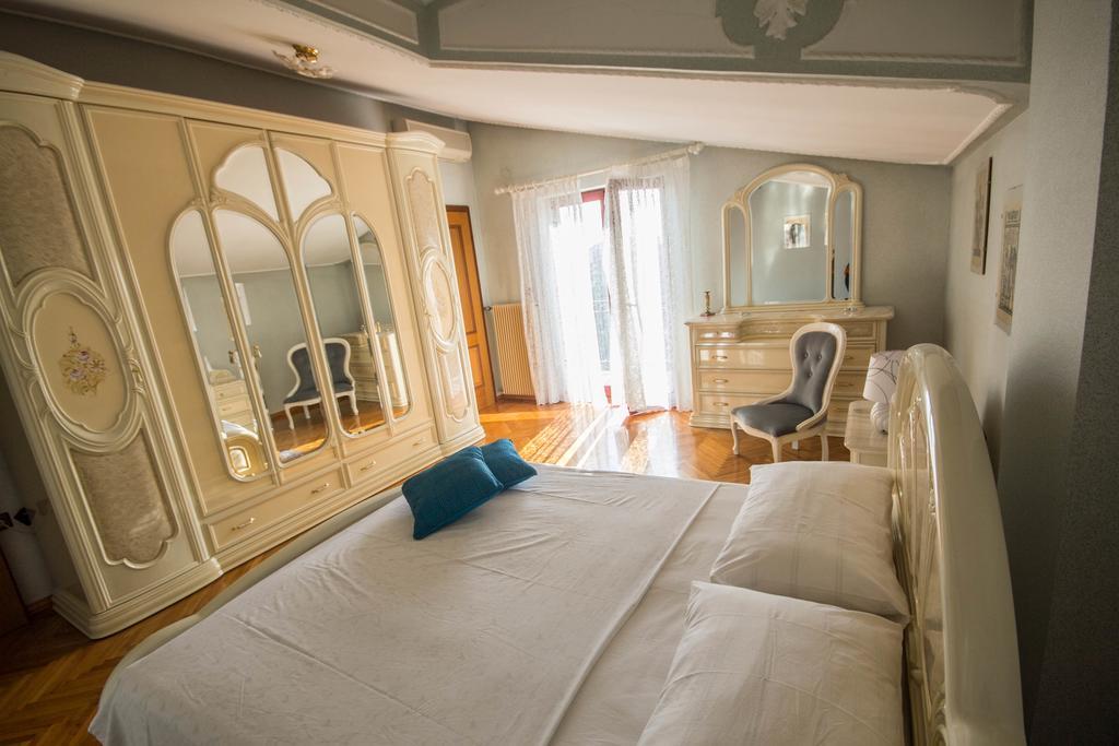 Apartments Lidija Umag Bagian luar foto