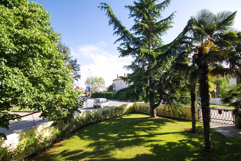 Apartments Lidija Umag Bagian luar foto