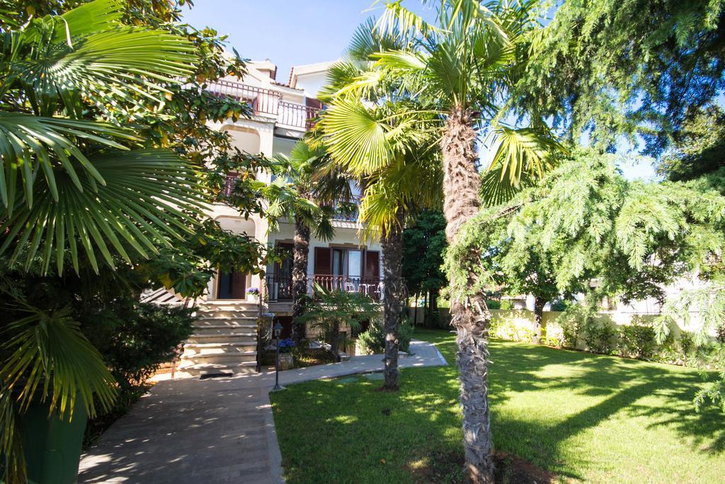 Apartments Lidija Umag Bagian luar foto