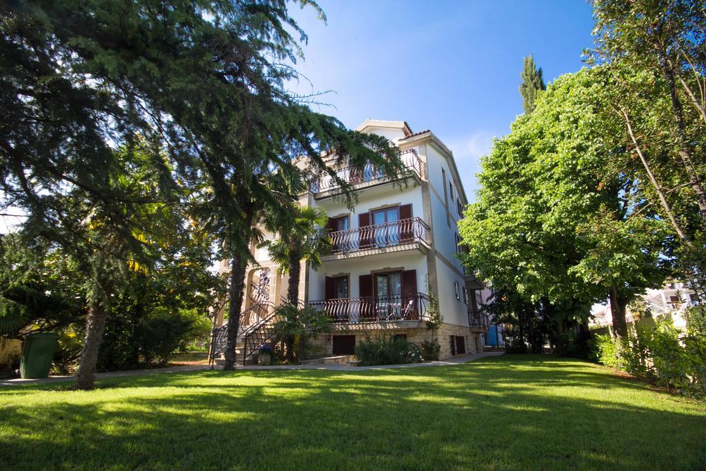 Apartments Lidija Umag Bagian luar foto